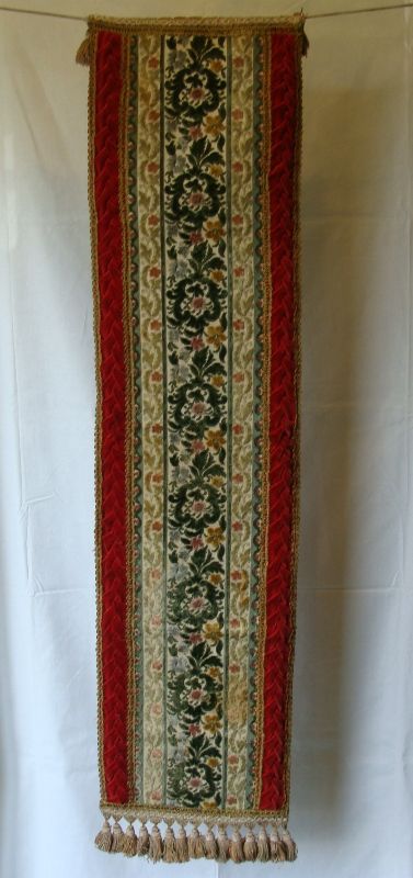 19c. ANTIQUE VICTORIAN FLOWERS VELVET TAPESTRY FRINGE  