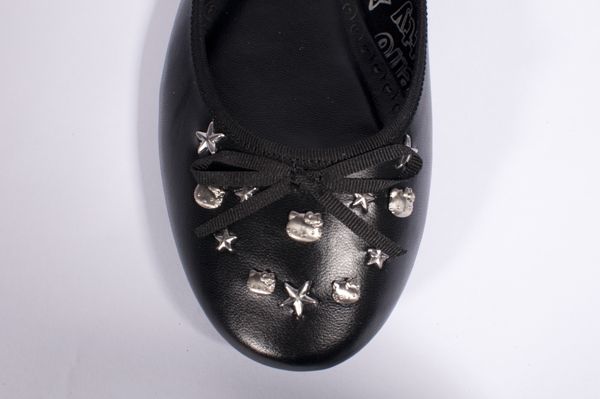 NEW WOMENS HELLO KITTY BLACK CARMINE BOW BALLERINA BALLET FLATS SHOES 