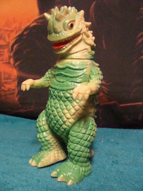 1991 BANDAI TOHO KAIJU SERIES BEMULAR godzilla  