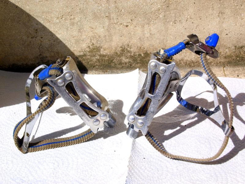 Campagnolo Victory Road Pedals from Bianchi record  