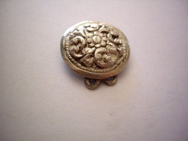 CRUSADES ERA BALDWINS PERIOD RARE SOLID SILVER MANTLE BUTTON IN 