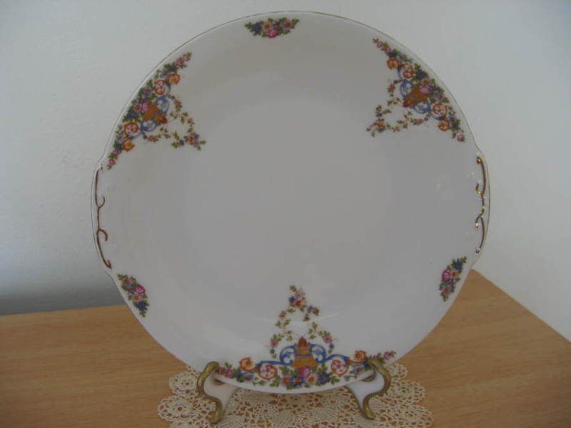 Vintage Handled Cake Plate~Victoria China~Czechoslovaki  