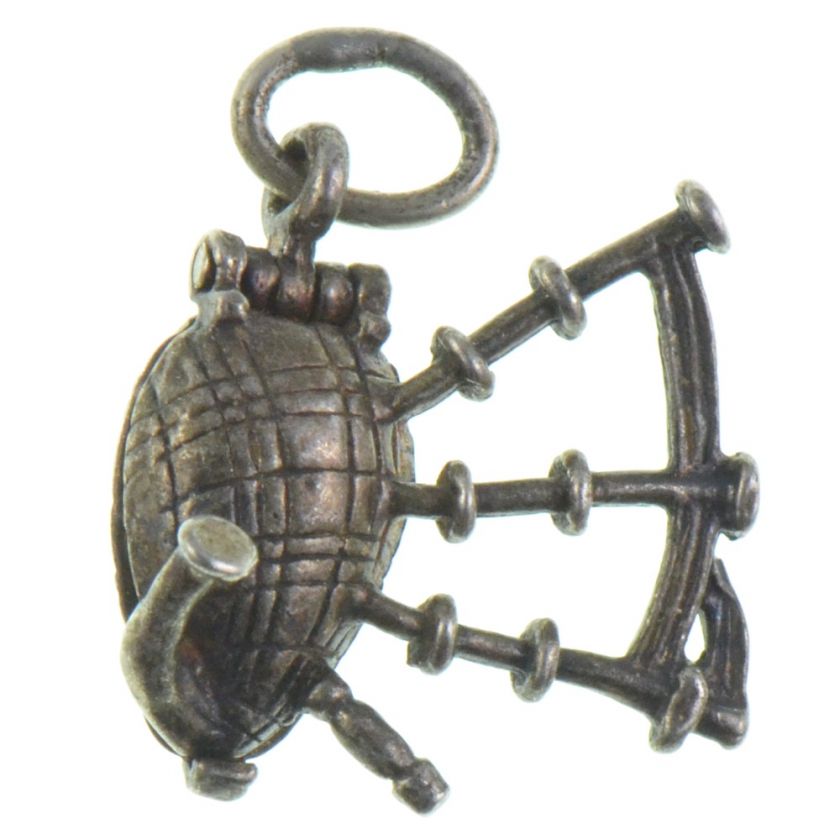   Silver   Articulated Irish Celtic Bagpipe   Charm Pendant XK103  