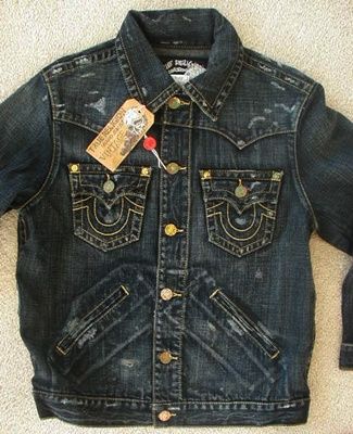 You are bidding on a brand new, 100% authentic True Religion mens 