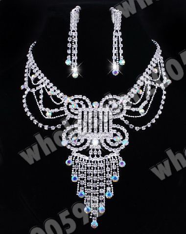 Austrian Rhinestone Crystal Necklace Earring Choker Set  