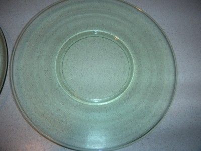 LOT OF 4 VINTAGE GREEN DEPRESSION GLASS PLATES 8  