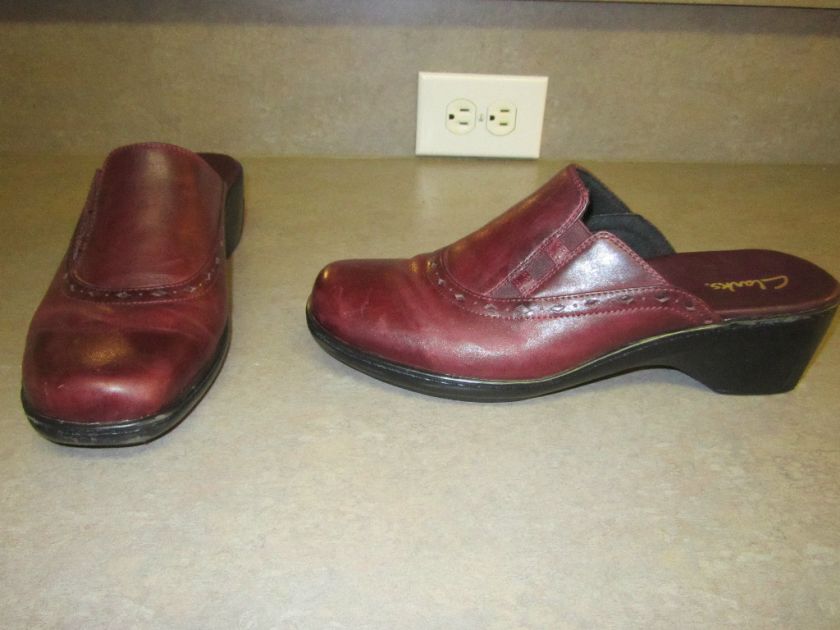 CLARKS Womens CLOGS MULES Shoes 10 M Burgundy Leather  