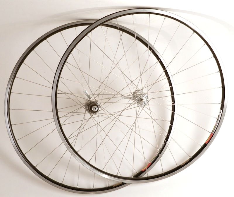   extremely well built by wheelsmith vintage classic hand laced wheels