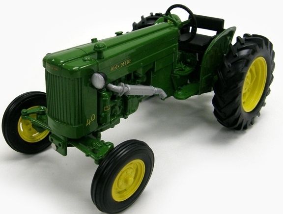 John Deere 1/16 Model 40 Orchard Tractor TBE45227  