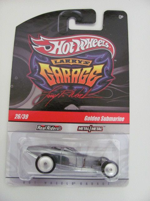 HOT WHEELS 2010 LARRYS GARAGE #26/39 GOLDEN SUBMARINE  