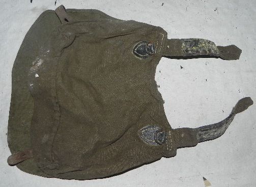 NICE GERMAN WWII ARMY BREADBAG   