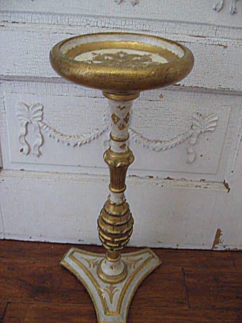 THIS IS AN AWESOME OF ASHTRAY STAND WITH AN INCREDIBLE TOLE ROSES BASE 
