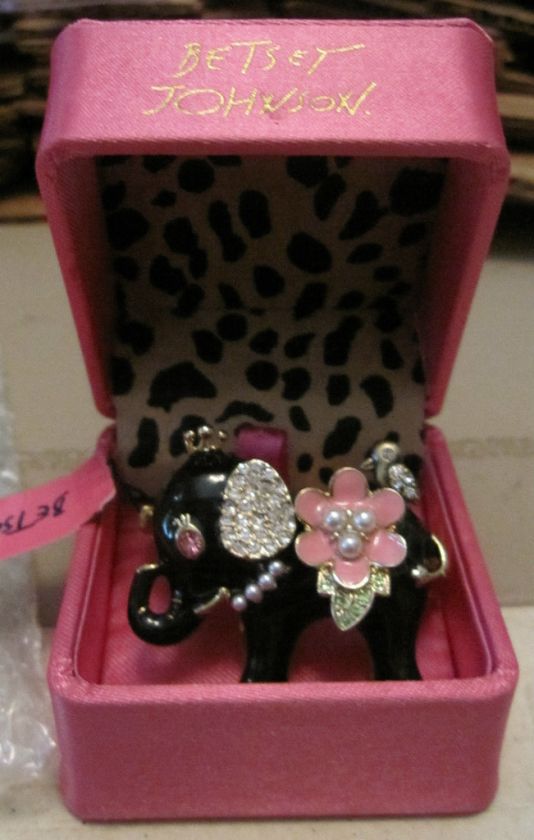 BETSEY JOHNSON VINTAGE BETSEY ELEPHANT RING  