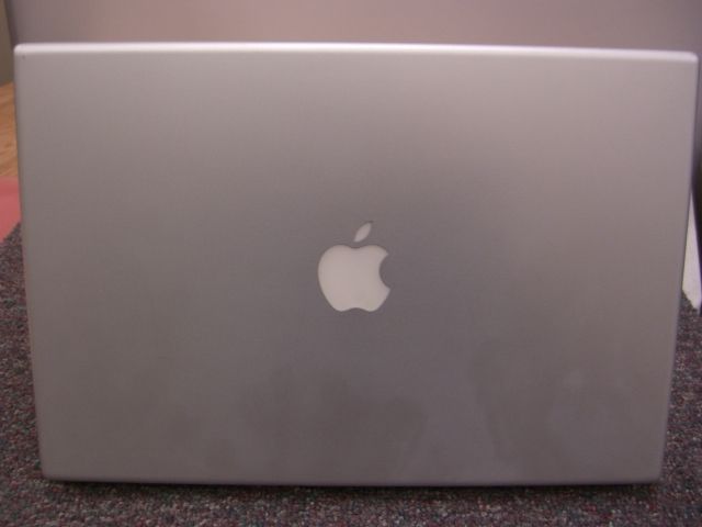 APPLE MACBOOK PRO A1226 CORE 2 DUO 2.2GHz 2GB DVD+RW 15.4 NO AC 