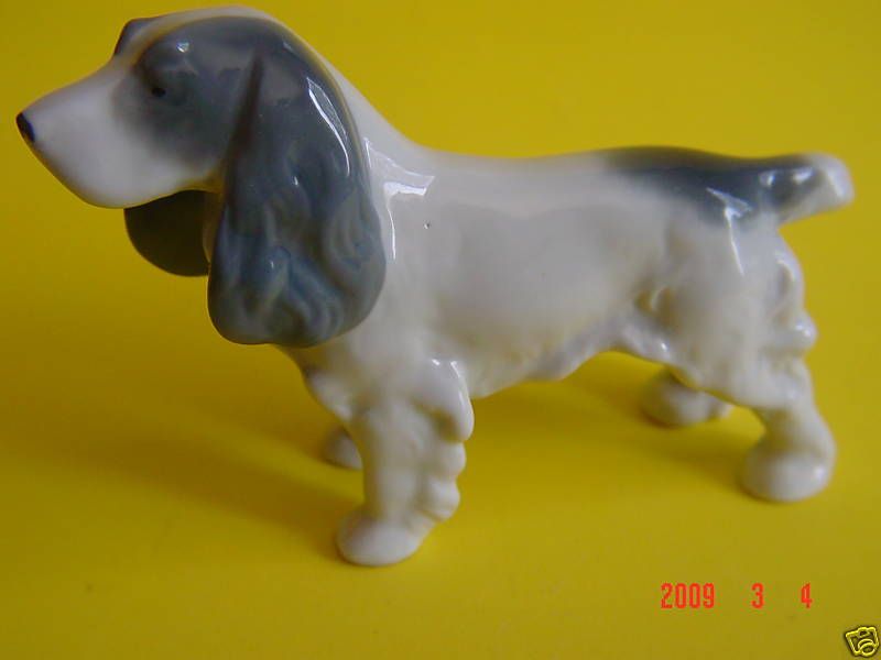 COCKER SPANIEL PORCELAIN DOG FIGURINE made in Germany.  