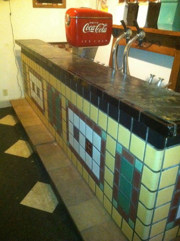 VINTAGE 1928 ART DECO SODA FOUNTAIN COMPLETE WITH COCA COLA DISPENSER 