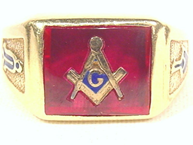 Masonic Freemason Ring 10K Solid Yellow gold Red Stone  