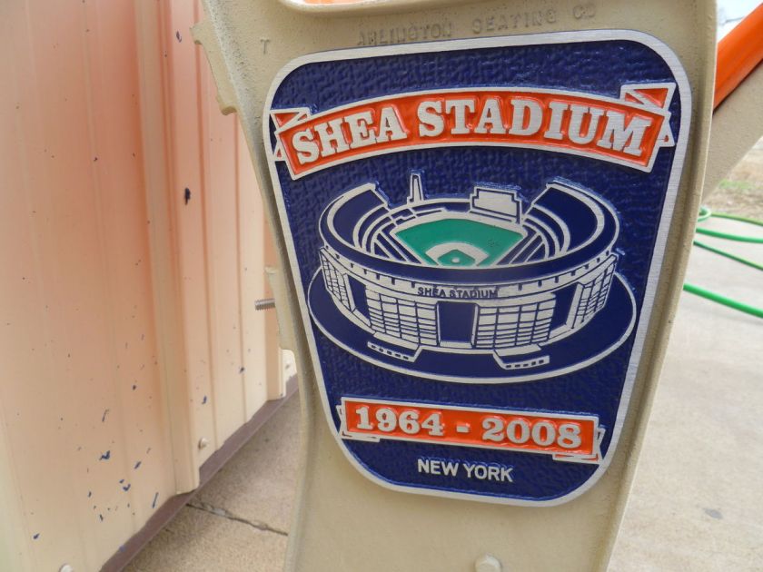 Shea Stadium COMMEMORATIVE MEDALLION seats, GREEN, set of 2   NY METS 