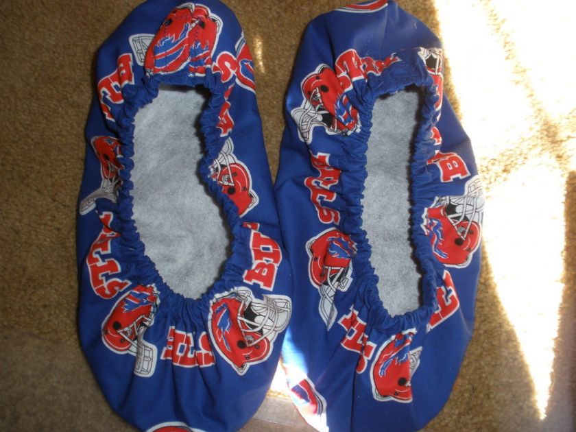 BUFFALO BILLS NFL BOWLING SHOE COVERS MED, LG OR XL  