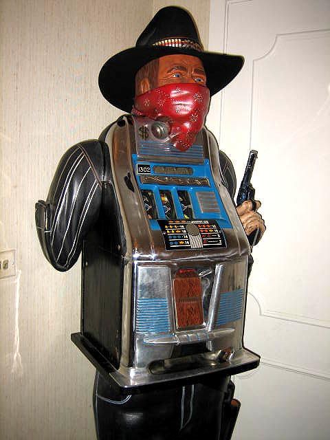 ANTIQUE VINTAGE SLOT MACHINE ONE ARM BANDIT CHARACTER  