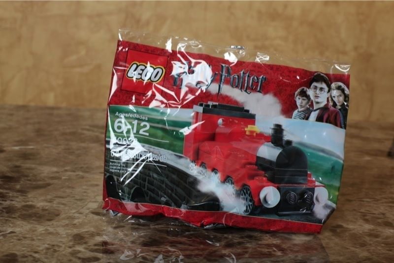   Harry Potter Set 40028 Mini Hogwarts Express Train (Sealed)  